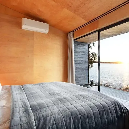 World's End - 2 Luxury Beachfront Villa