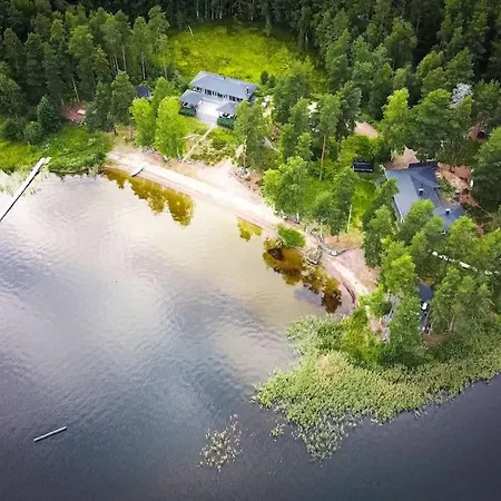 World's End - 2 Luxury Beachfront *