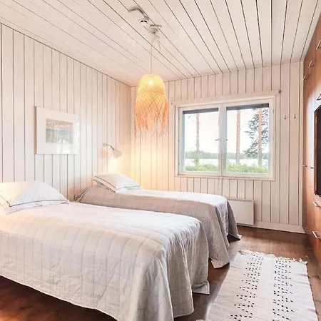 World's End - 2 Luxury Beachfront Villa Mikkeli