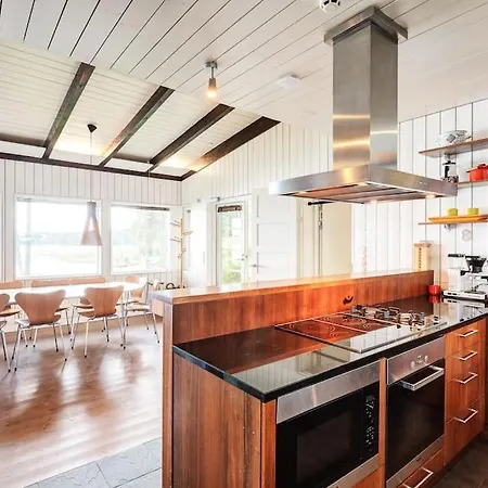 World's End - 2 Luxury Beachfront Villa *