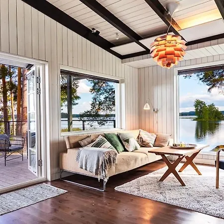 World's End - 2 Luxury Beachfront