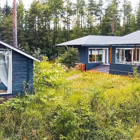 World's End - 2 Luxury Beachfront