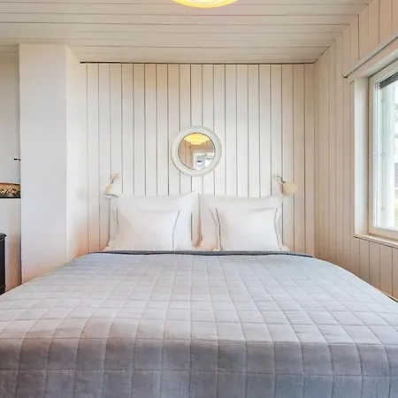 World's End - 2 Luxury Beachfront Villa *