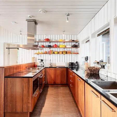 World's End - 2 Luxury Beachfront