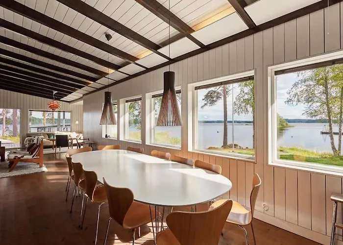 World's End - 2 Luxury Beachfront