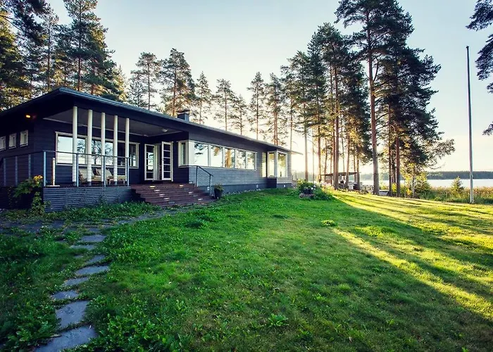 World's End - 2 Luxury Beachfront Villa