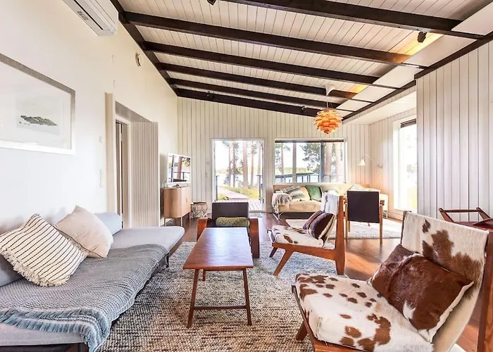 World's End - 2 Luxury Beachfront Villa